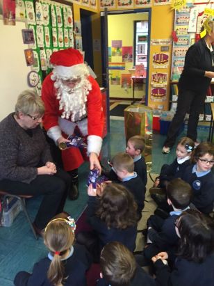 Santa arrives in Seaview